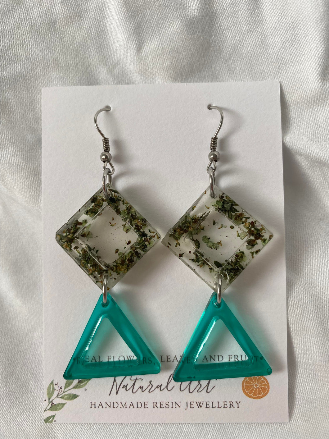 Resin Earrings 2 Piece Green (LTP)
