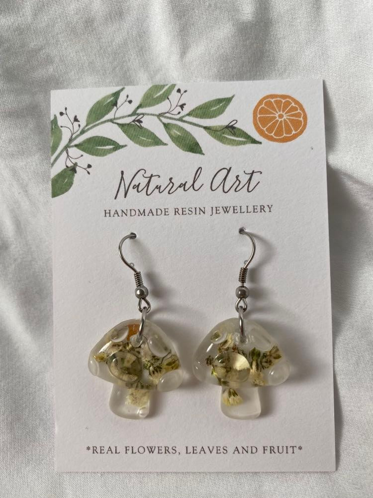 Resin Earrings Mushroom White (LTP)